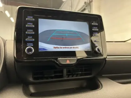 Photo 22 Toyota Yaris 70 VVT-i Dynamic