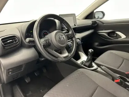 Photo 16 Toyota Yaris 70 VVT-i Dynamic