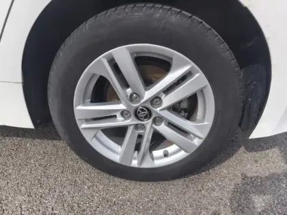 Photo 18 Toyota Corolla Hybride 122h Dynamic