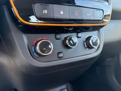 Photo 14 Dacia Spring Gén. I (BBG) Ph1 Confort Plus 5