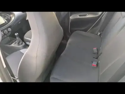 Photo 14 Toyota Aygo Gén. I Ph1 Dynamic 5