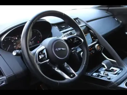 Photo 5 Jaguar E-Pace Gén. I (X540) Ph2 Evo R-Dynamic S 5