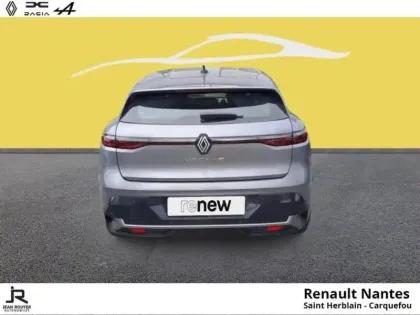 Photo 7 Renault Megane Gén. V (BCB) Ph1 Equilibre 5