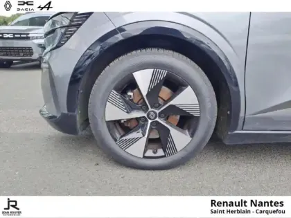 Photo 8 Renault Megane Gén. V (BCB) Ph1 Equilibre 5