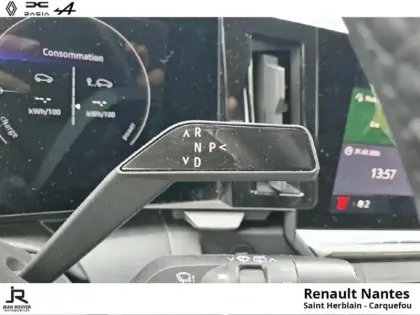 Photo 10 Renault Megane Gén. V (BCB) Ph1 Equilibre 5