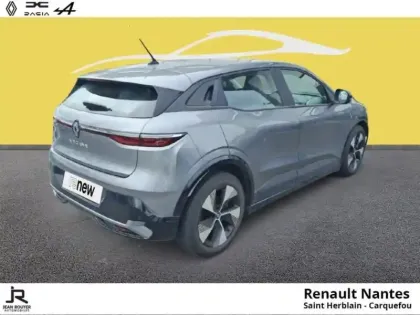 Photo 6 Renault Megane Gén. V (BCB) Ph1 Equilibre 5