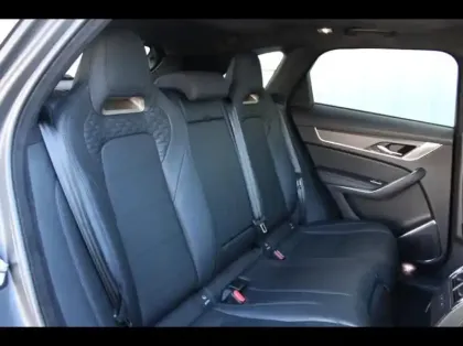 Photo 8 Jaguar F-Pace Gén. I (X761) Ph2 SVR 5