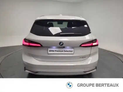 Photo 12 BMW Serie 2 Gén. II (U06) Ph1 Luxury 5