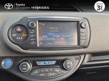 Photo 14 Toyota Yaris Gén. III Ph3 France 5