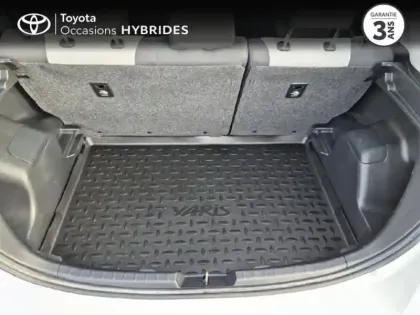 Photo 9 Toyota Yaris Gén. III Ph3 France 5