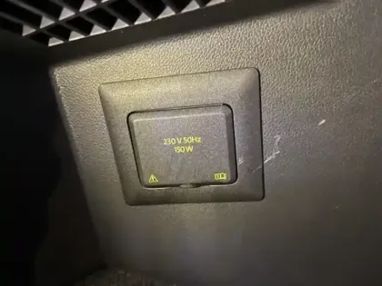 Photo 14 Volkswagen Tiguan  2.0 TDI 200ch R-Line Exclusive 4Motion DSG7