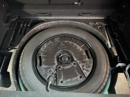 Photo 13 Volkswagen Tiguan  2.0 TDI 200ch R-Line Exclusive 4Motion DSG7