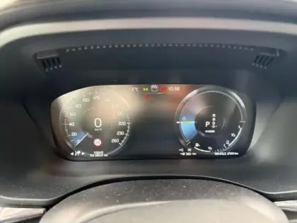 Photo 12 Volvo Xc60 Gén. II Ph2 R-Design 5