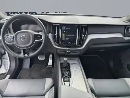 Photo 10 Volvo Xc60 Gén. II Ph2 R-Design 5