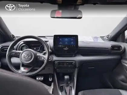 Photo 22 Toyota Yaris  116h GR Sport 5p MY22