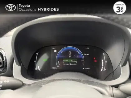 Photo 28 Toyota Yaris  116h Design 5p MC24