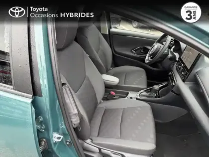 Photo 20 Toyota Yaris  116h Design 5p MC24