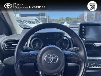 Photo 12 Toyota Yaris Gén. I Ph1 Dynamic 5