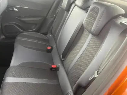 Photo 9 Peugeot 2008 Gén. II Ph1 NG Allure 5