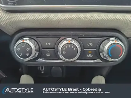 Photo 11 Nissan Micra Gén. V (K14) Ph1 Acenta 5