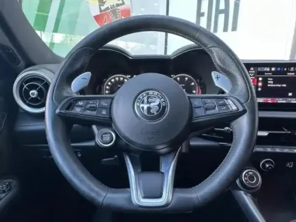 Photo 13 Alfa Romeo Tonale Gén. I Ph1 Edizione Speciale 5