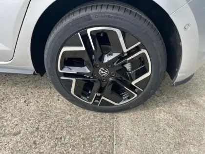 Photo 5 Volkswagen Polo Gén. VI Ph2 Evo R-Line Edition 5