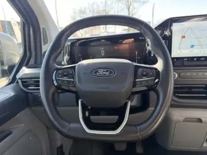 Photo 14 Ford Custom Gén. II Ph1 Limited 1