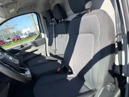 Photo 9 Ford Custom Gén. II Ph1 Limited 1