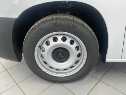 Photo 14 Peugeot Partner Gén. III Ph2 Pack Premium Connect 4