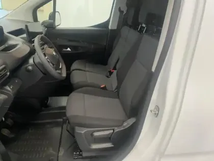 Photo 11 Peugeot Partner Gén. III Ph2 Pack Premium Connect 4