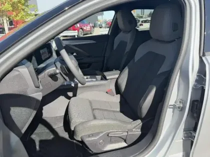 Photo 8 Opel Astra Gén. VI Ph2 GS 5