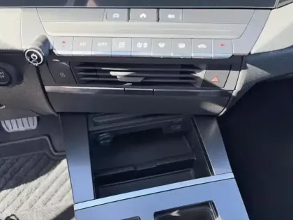 Photo 12 Opel Astra Gén. VI Ph2 GS 5