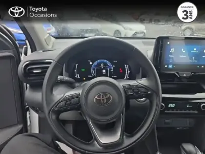 Photo 8 Toyota Yaris Gén. I Ph1 NG Dynamic 5