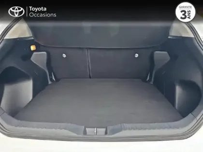 Photo 9 Toyota Yaris Gén. I Ph1 NG Dynamic 5