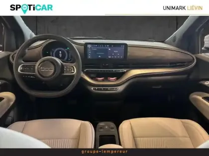 Photo 10 Fiat 500 Gén. II Ph1 MY25 Giorgio Armani C. Ed 3