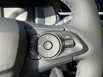 Photo 7 Opel Corsa  1.2 Turbo Hybrid 110ch GS e-DCT6