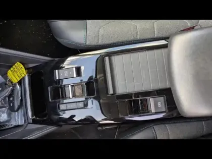 Photo 14 Citroën C4 Gén. III Ph1 Feel Pack 5