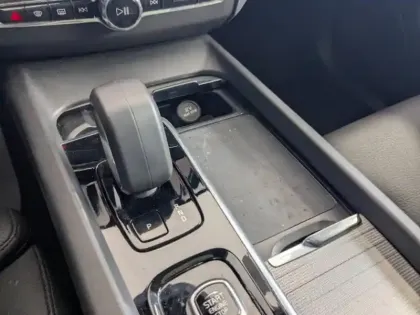 Photo 10 Volvo Xc60  T6 AWD 253 + 145ch R-Design Geartronic