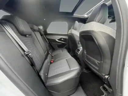 Photo 27 Peugeot 3008  Hybrid 145ch GT e-DCS6 / toit ouvrant