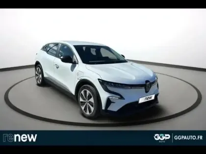 Photo 7 Renault Megane Gén. V (BCB) Ph1 Evolution ER 5