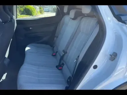 Photo 9 Renault Megane Gén. V (BCB) Ph1 Evolution ER 5