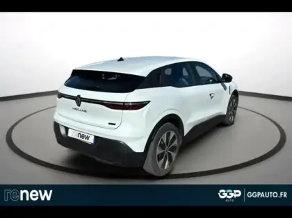 Photo 5 Renault Megane Gén. V (BCB) Ph1 Evolution ER 5