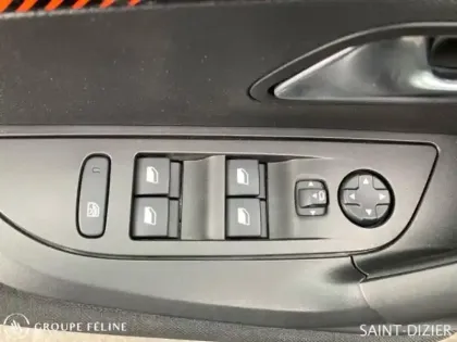 Photo 11 Peugeot 2008  e- 136ch Active