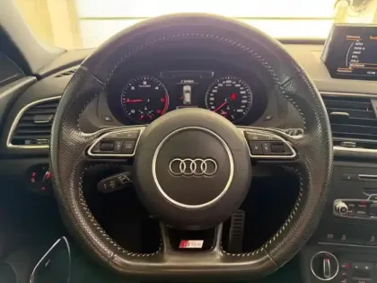 Photo 15 Audi Q3  2.0 TDI 150ch Midnight Series quattro S tronic 7