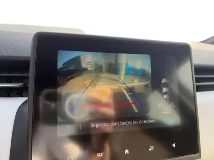 Photo 13 Renault Clio Gén. V (BJA) Ph1 Intens 5