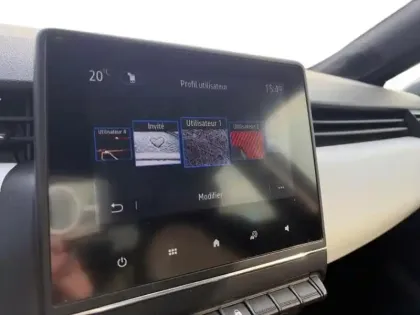 Photo 11 Renault Clio Gén. V (BJA) Ph1 Intens 5