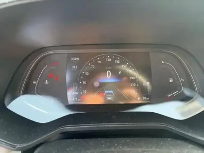 Photo 10 Renault Clio Gén. V (BJA) Ph1 Intens 5