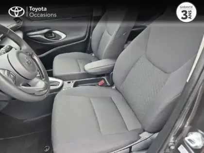 Photo 10 Toyota Yaris Gén. I Ph1 NG Dynamic 5