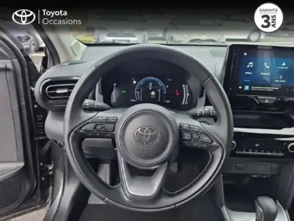 Photo 8 Toyota Yaris Gén. I Ph1 NG Dynamic 5