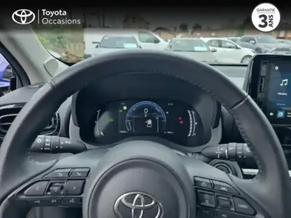 Photo 12 Toyota Yaris Gén. I Ph1 NG Dynamic 5